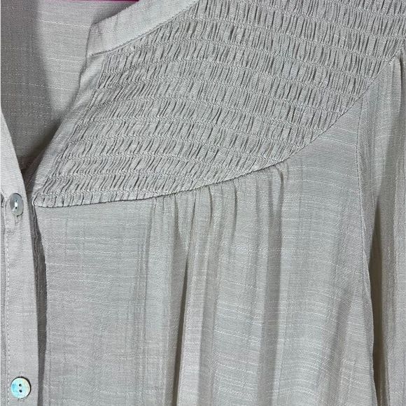 NANETTE Lepore Womens Sz M Smocked Button Up Blouse/Top Beige - Picture 2 of 6